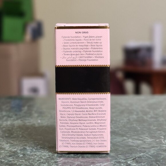 Too Faced Born This Way Undetectable Foundation (Shade: Pearl) [Full Size!] - Picture 6 of 6